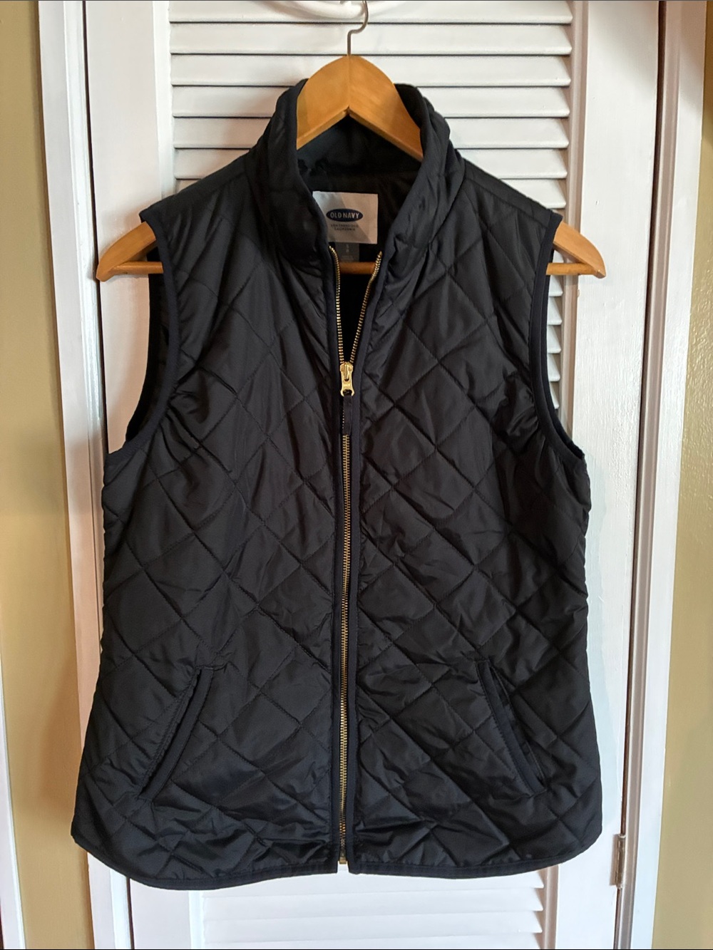 Old Navy Black Quilted Puffer Vest with Stand Collar